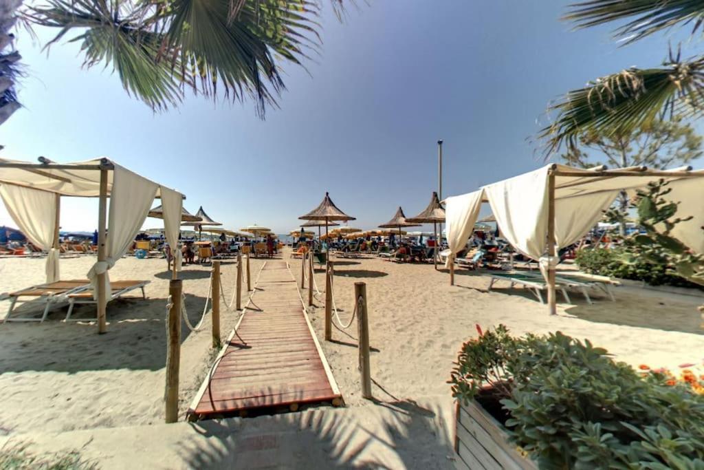Lovely In Apartment Durres